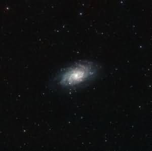 Messier 33'ün Daha Geniş Açıdan Görüntüsü